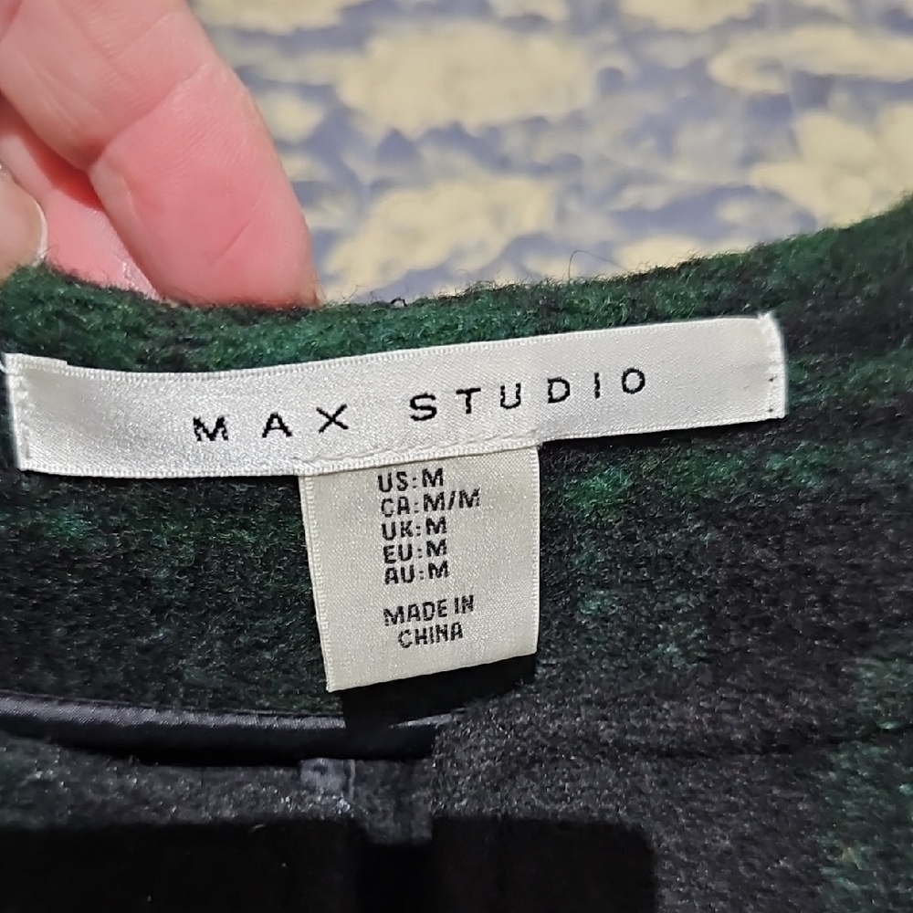 Max Studio Green and Black Plaid Cardigan - Size M - Picture 7 of 7